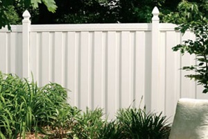 PVC (vinyl) Privacy Fencing installed by Hohulin Fence