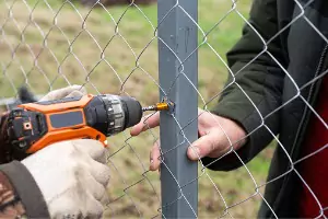 Hohulin Fence Co., one of the top Fence Companies in Morton IL, pioneered the chain link fence