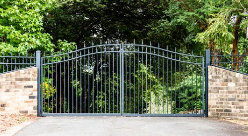 Ornamental & Aluminum Fencing